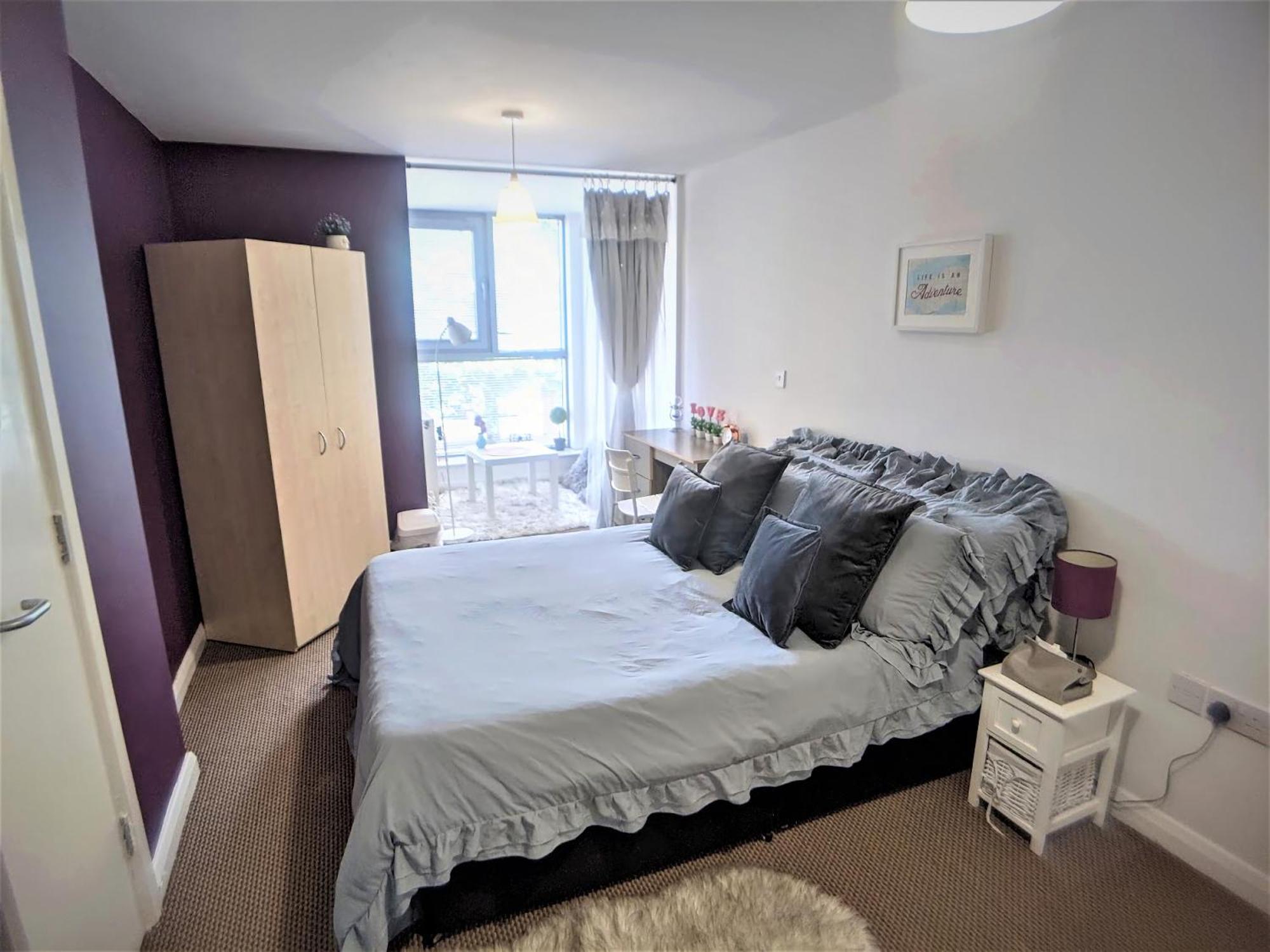 Large 3 Bedrooms In Liverpool City Centre, Free Parking Bagian luar foto